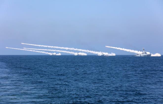 Trung Quốc tập trận gần 2 tuần ở Biển Đông - 1