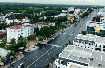 "Sốt đất" khắp nơi, tiền đổ vào BĐS: Cảnh báo kinh tế xập xệ, không bền vững