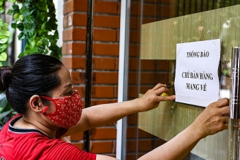 Bắc Giang yêu cầu dừng tổ chức đám cưới, dịch vụ ăn uống chỉ được bán mang về