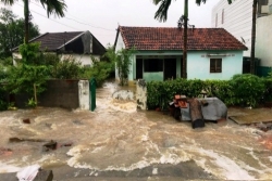 mien tay doi lu khi nuoc o thuong nguon dong mekong xuong thap