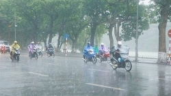 thoi tiet hom nay 3112 ha noi mua ret nam bo ngay nang dem co mua