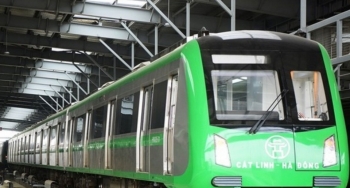 Hành khách làm thế nào để mua vé đi tàu điện tuyến Cát Linh-Hà Đông?