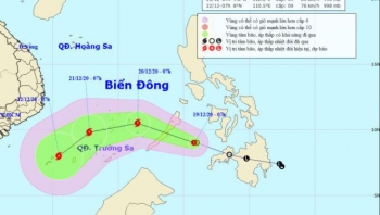 Biển Đông có nguy cơ đón bão, rét đậm kéo dài ở miền Bắc