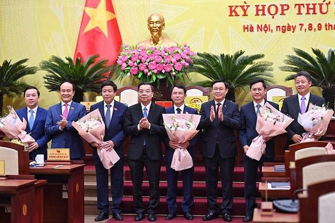 Thủ tướng phê chuẩn kết quả bầu 5 Phó Chủ tịch UBND TP Hà Nội ảnh 1