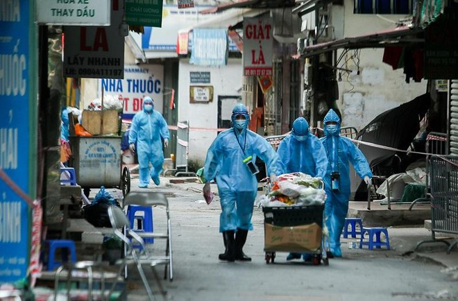 H&agrave; Nội th&ecirc;m 704 ca Covid-19, to&agrave;n bộ 30 quận huyện đều c&oacute; ca cộng đồng ảnh 1