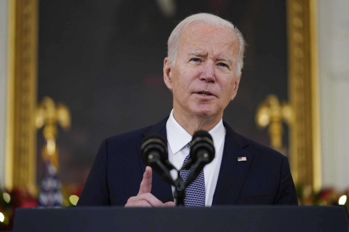 Tổng thống Joe Biden: Nga sẽ phải trả giá khủng khiếp nếu tấn công Ukraine - 1