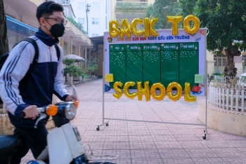 Hai quận ở Hà Nội đóng cửa trường học do tình hình dịch phức tạp