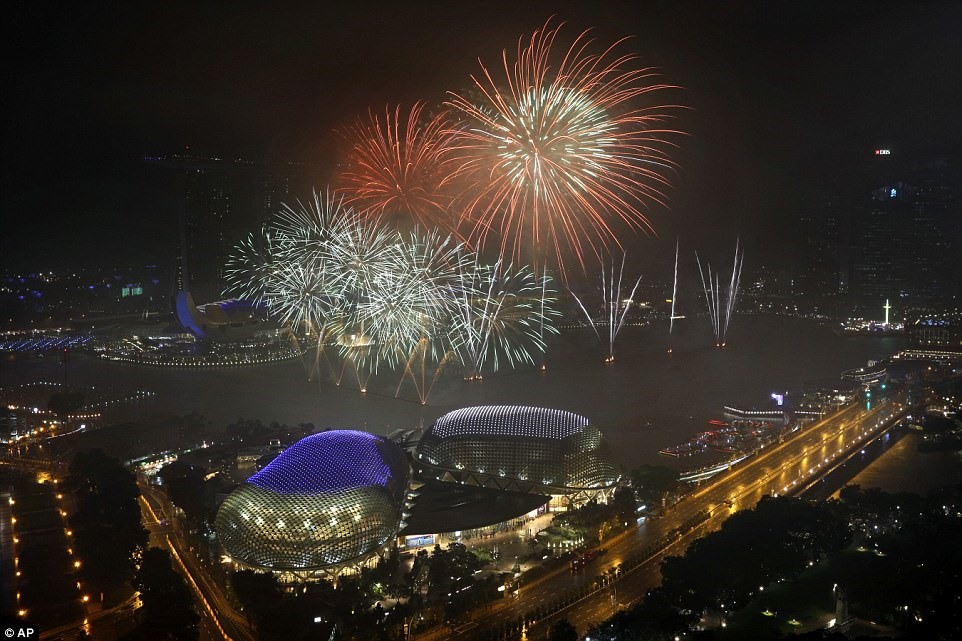 nhung man trinh dien phao hoa ngoan muc nhat the gioi don nam 2018