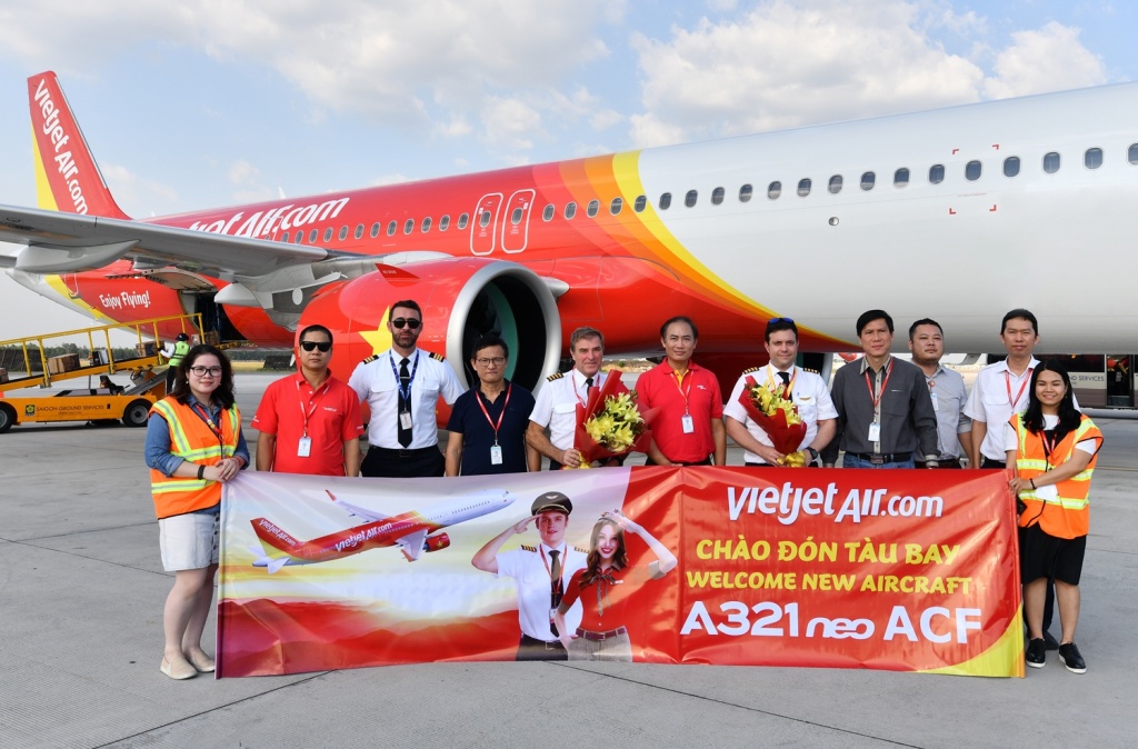 vietjet nhan them tau bay moi phuc vu khach dip tet canh ty