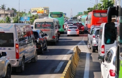 nguoi sai gon khon kho vuot ai ket xe cua ngo tay bac tp