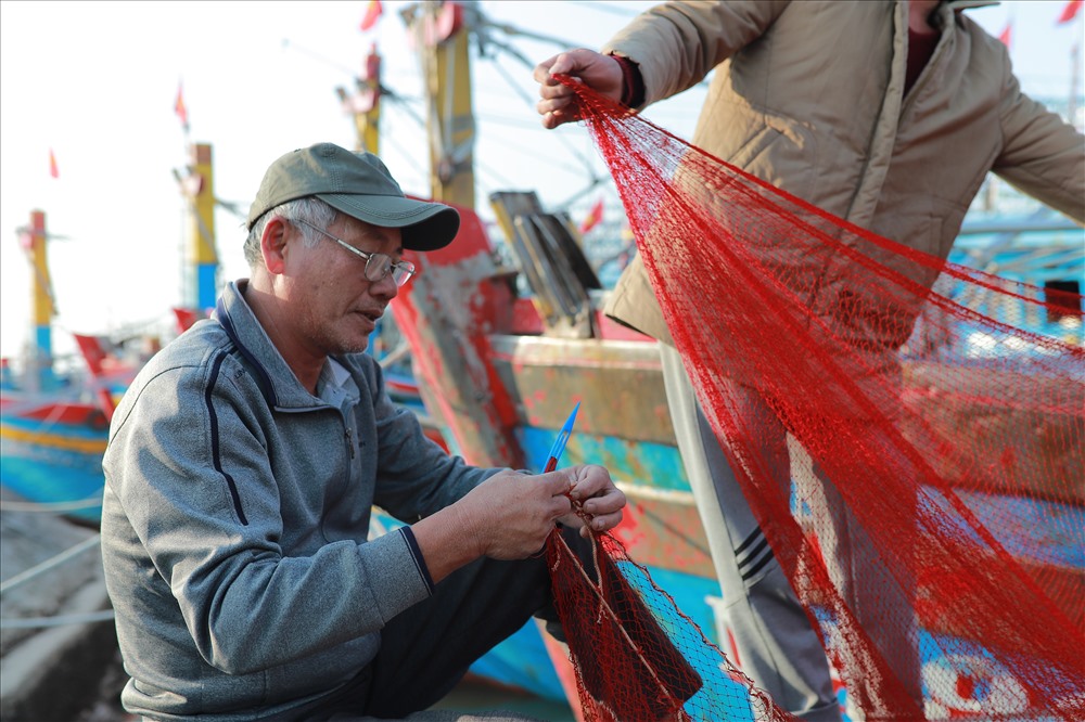 ra ngu truong truong sa hoang sa an tet