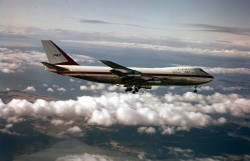 boeing hang nang phuc vu tong thong donald trump cho gi