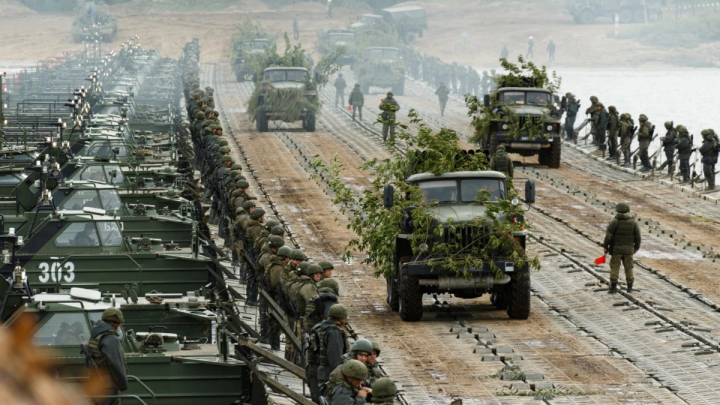 Forbes: 12 lý do cho thấy Nga sẵn sàng tấn công Ukraine - 1
