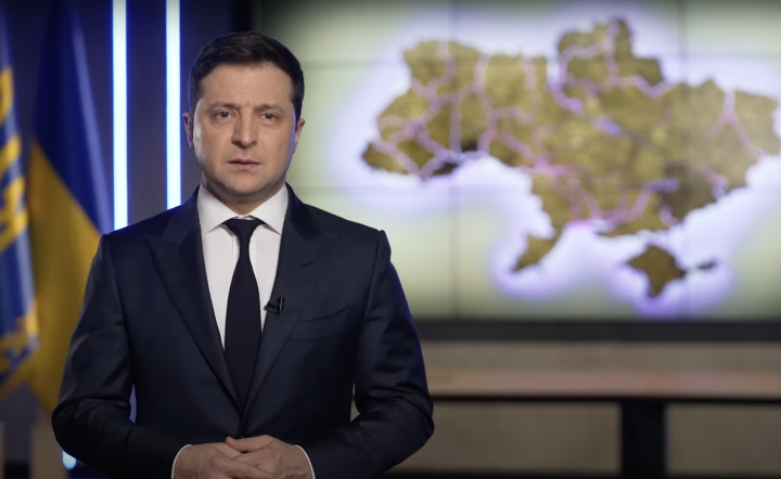 Tổng thống Zelensky: Đường biên giới Ukraine vẫn nguyên vẹn sau tuyên bố của Nga - 1