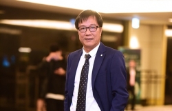 nsut hanh thuy co con gai lon nhu hu mam treo dau giuong