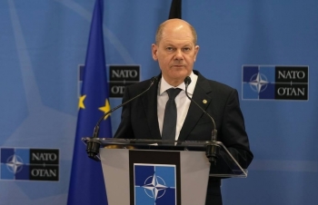 Thủ tướng Đức phản đối việc đưa quân NATO đến Ukraine