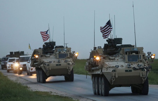 Mỹ đưa "5.000 xe tải chở vũ khí" đến Syria