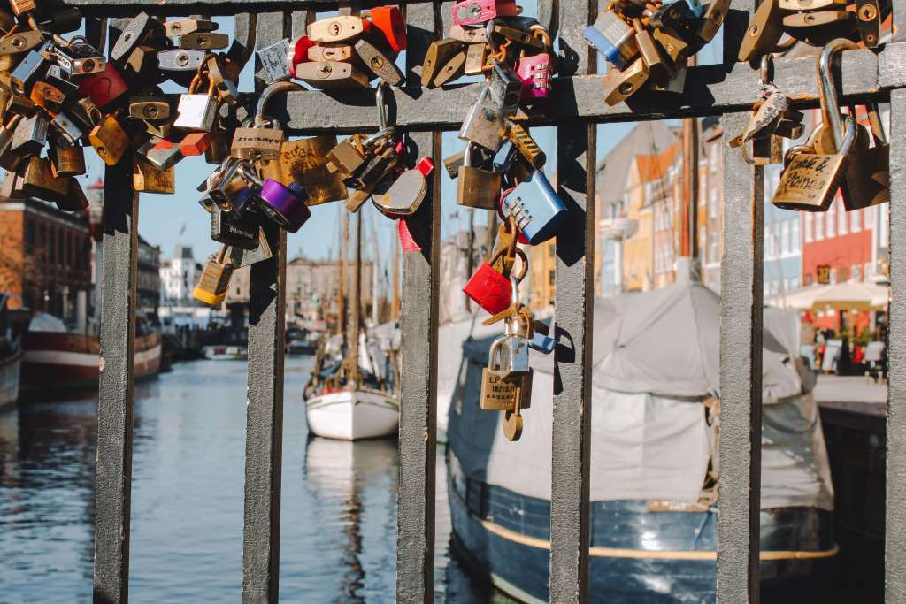 trai nghiem mot ngay o copenhagen day sac mau