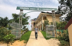 chan chuyen chan goi lam roi ma chong van phai mien cuong dap ung