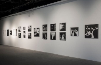 Hai triển lãm nhiếp ảnh về kết nối cảm xúc trong tháng 5