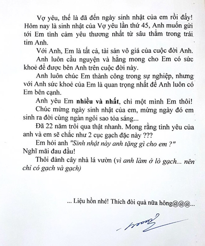 anh chong quang ninh tang sinh nhat vo hai vien gach khien dan mang cuoi te ghe