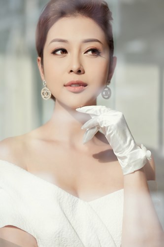 hoa hau 3 con jennifer pham hoa quy co vintage quyen ru kieu sa