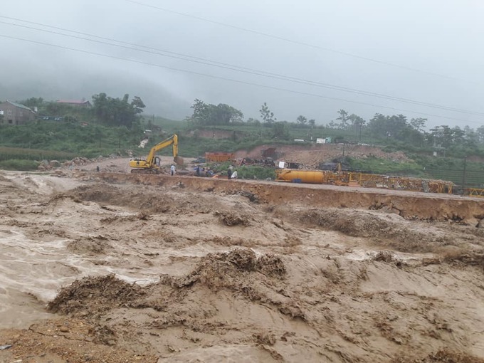 cac tinh tay bac chim trong bien nuoc