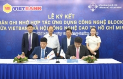 Vietbank và Hội công nghệ cao TP HCM ký biên bản ghi nhớ nghiên cứu ứng dụng công nghệ cao