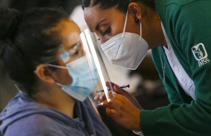 Hàng loạt vaccine Trung Quốc chờ WHO phê duyệt