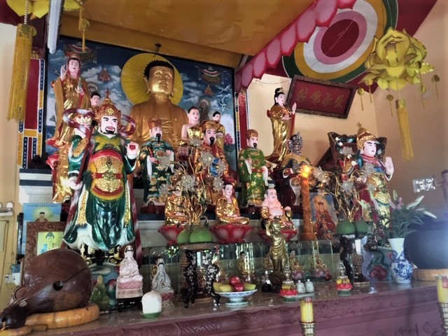 moi tinh bi kich ngang trai noi cua chua