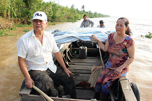 phu nu xu dua che na thun sam ghe truy duoi cat tac