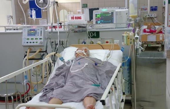 Sức khỏe 2 bệnh nhân ở Hà Nội bị ngộ độc pate Minh Chay hiện ra sao?