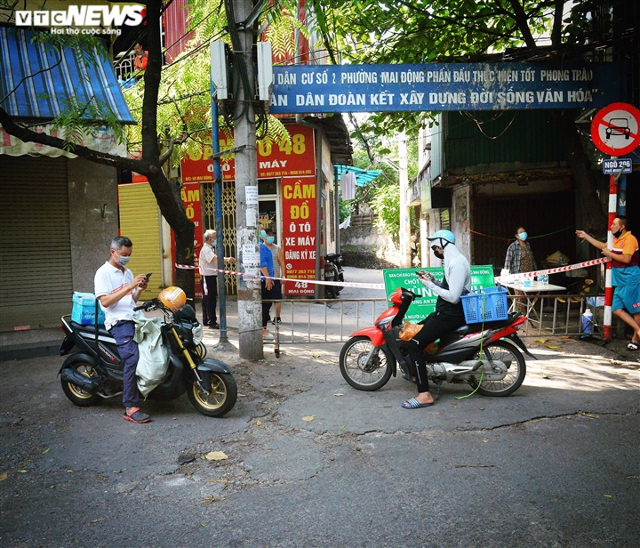 Ảnh: 50 chốt ‘vùng xanh’ phòng chống COVID-19 đầu tiên tại Hà Nội - 12