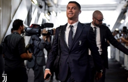 ronaldo di vao lich su sau cu dup vao luoi sassuolo