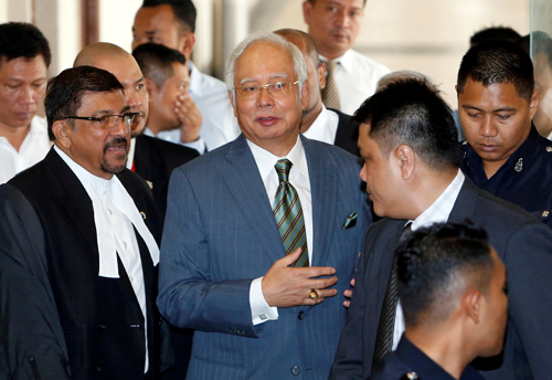 cuu thu tuong malaysia najib bi bat