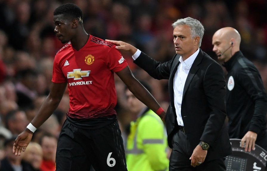 mourinho cat quyen deo bang doi truong cua pogba