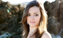 noi buon thoi cuoc trong nhac lana del rey