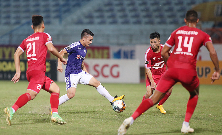 ha noi tien gan chuc vo dich v league 2019