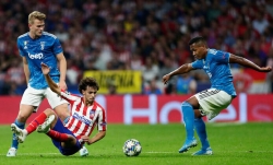 De Ligt bị ví như Phil Jones phiên bản Hà Lan
