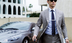 em trai la trieu phu anh trai cam cui ban hang rong