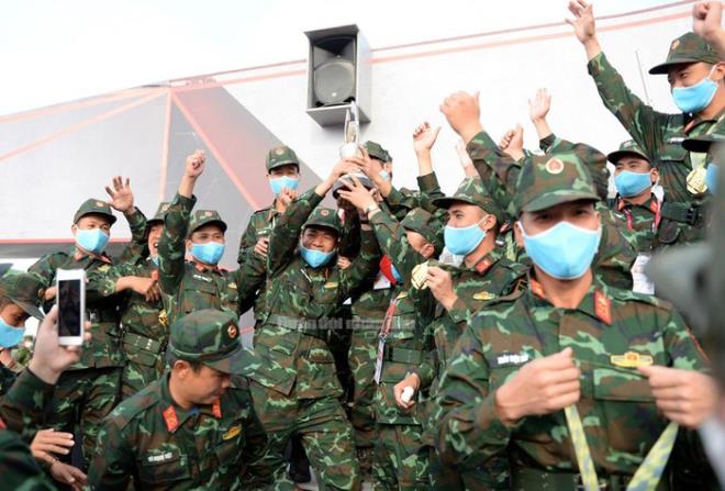 Tăng Việt Nam vô địch Army Games 2020: Phía sau vinh quang là mồ hôi, nước mắt - 2