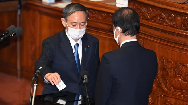Quốc hội Nhật Bản chọn ông Yoshihide Suga làm Thủ tướng - 1