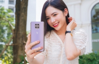 VinSmart ra mắt Aris Pro -  điện thoại camera ẩn đầu tiên tại Việt Nam