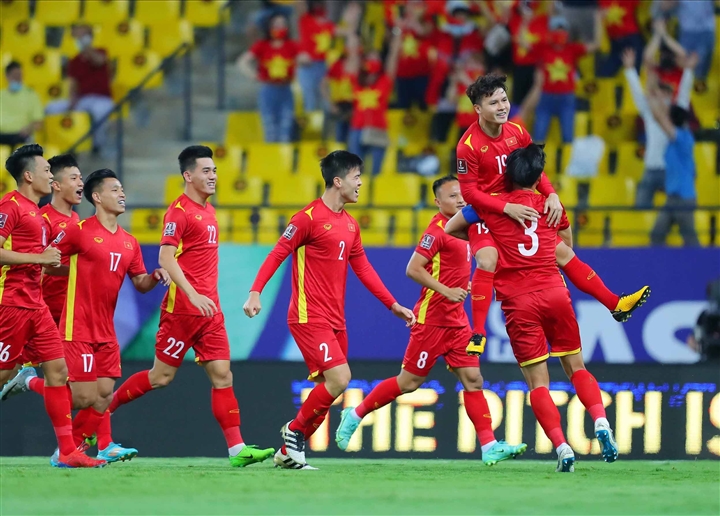 Chuyên gia: 'Tuyển Việt Nam trưởng thành sau thất bại trước UAE'  - 3