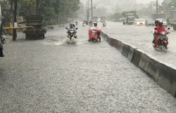 duong nguyen huu canh ngap nhu song du sieu may bom no thu pham la ai