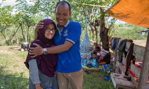 nguoi chong indonesia doan tu vo sau hai ngay tim kiem trong tuyet vong