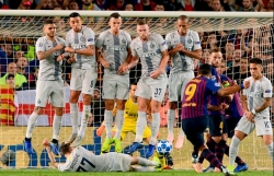 barca doat ve di tiep nho tran hoa inter