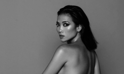 thai phien dua anh nude len da