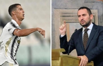 Bộ trưởng Thể thao Italy lại tấn công Ronaldo