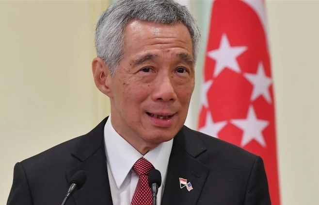 Thủ tướng Singapore: Không nên sợ COVID-19 đến tê liệt